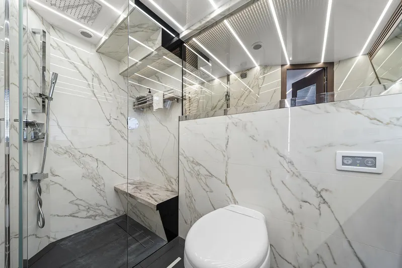 Live More Yacht Photos Pics 