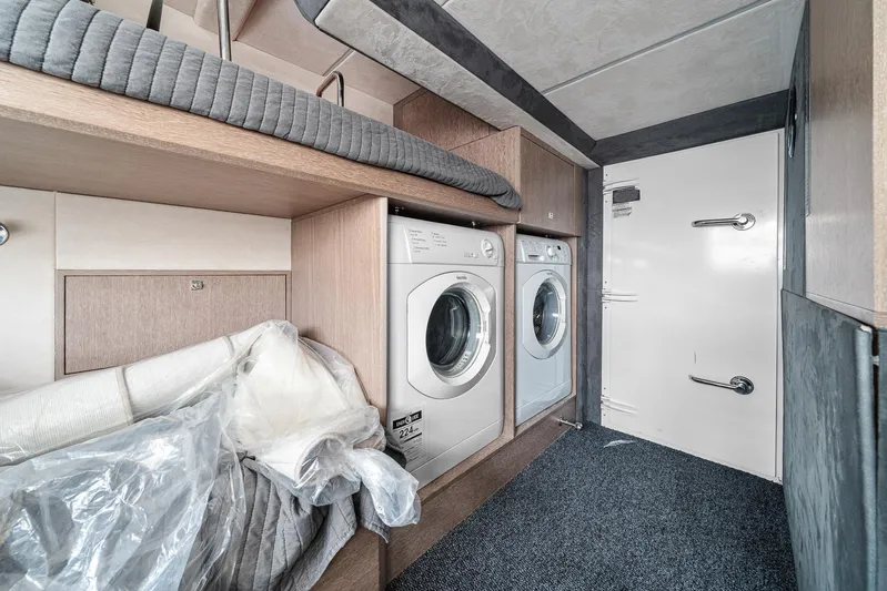 Live More Yacht Photos Pics 