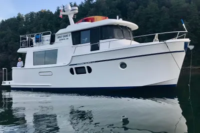 Fathom Yachts Element 43