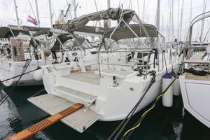 Beneteau Oceanis 51.1