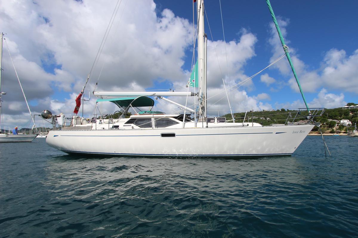 2001 Oyster 45 Deck Saloon