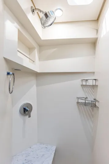 Bottom Line Yacht Photos Pics 