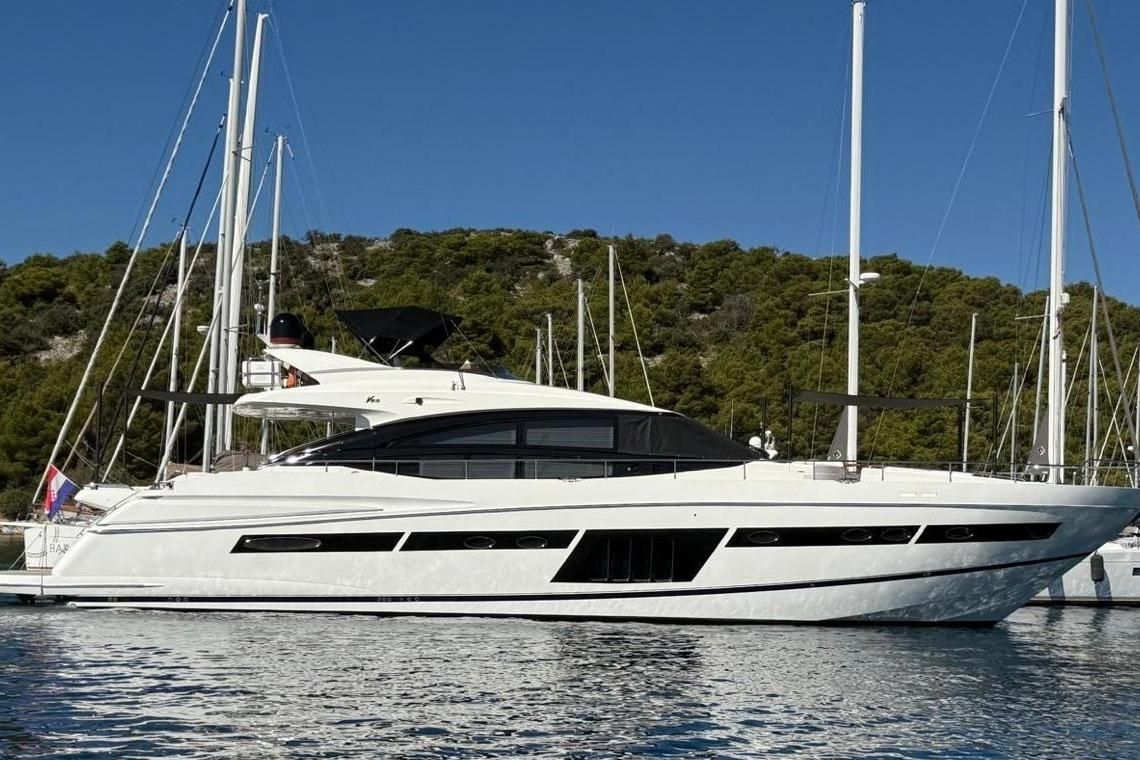 2008 Princess 85 