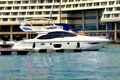 2009 Azimut 47