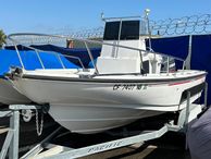 1996 Boston Whaler Outrage 19