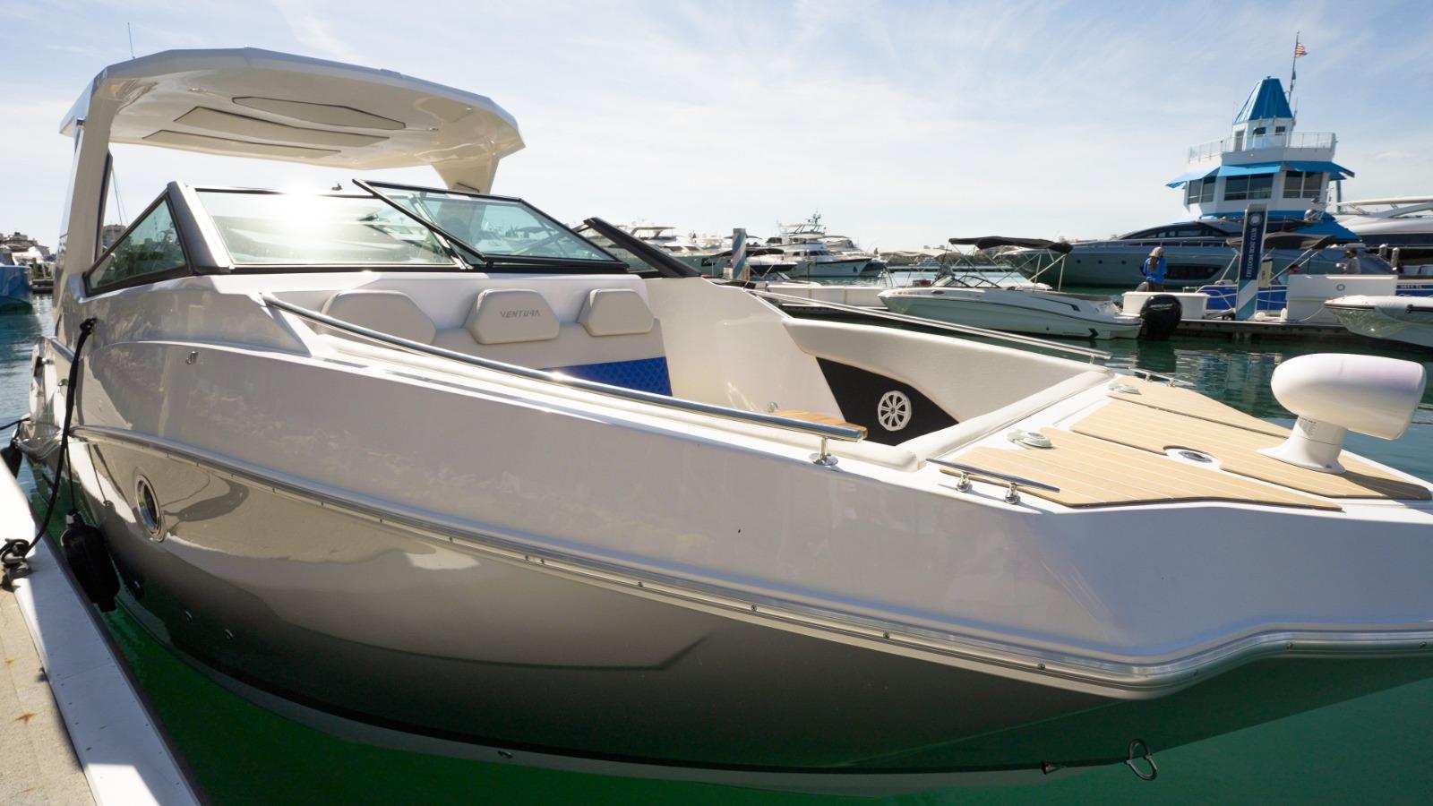 2024 Ventura 300 Crossover Cruiser for sale YachtWorld