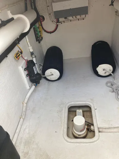 Susan Dee Yacht Photos Pics 