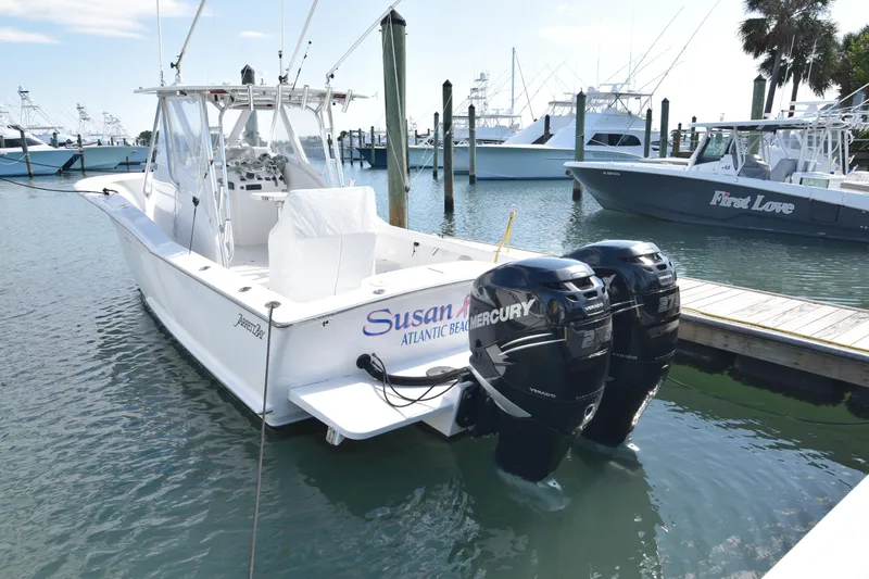 Susan Dee Yacht Photos Pics 