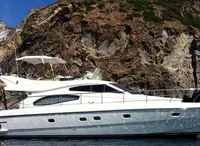2000 Ferretti Yachts 46