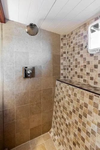 Chanticleer Yacht Photos Pics 