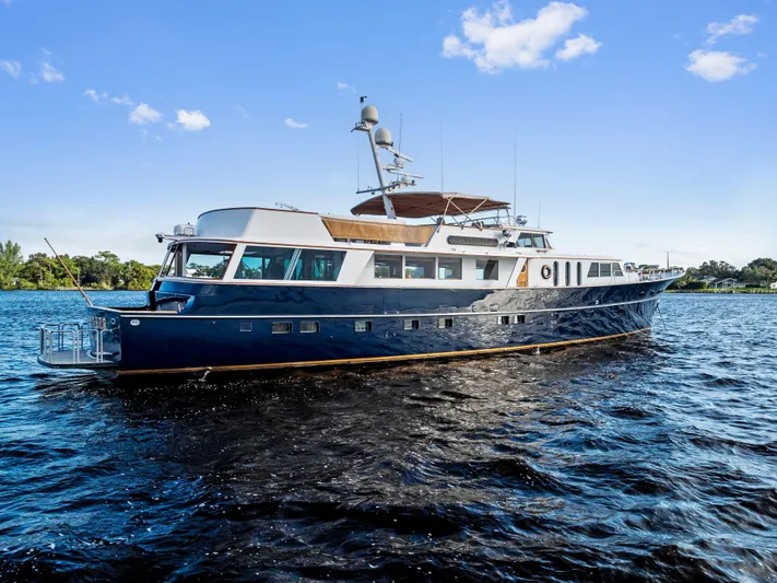 Chanticleer Yacht Photos Pics 