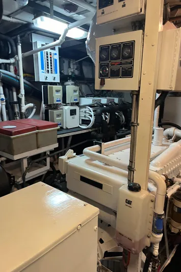 Chanticleer Yacht Photos Pics 