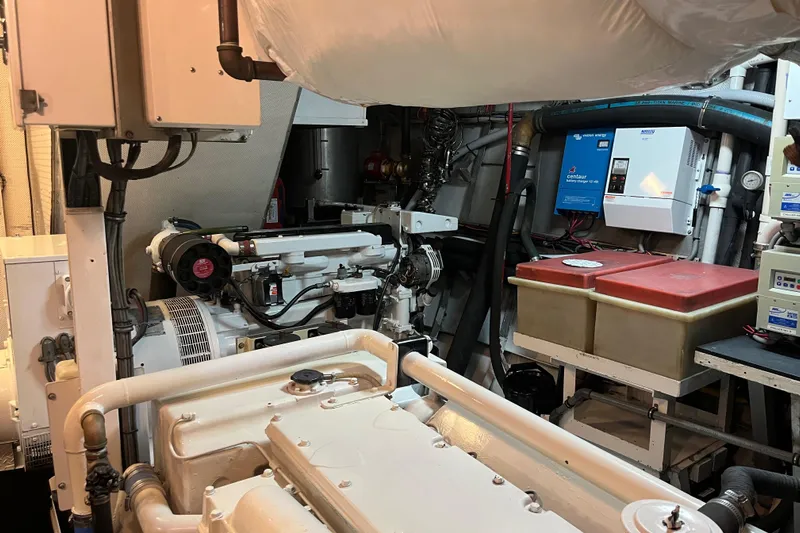 Chanticleer Yacht Photos Pics 