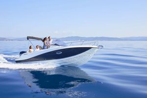 2023 Quicksilver Activ 675 Sundeck