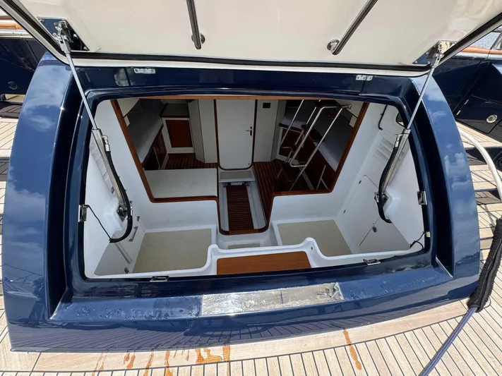 Lady Lee Yacht Photos Pics Beach Club