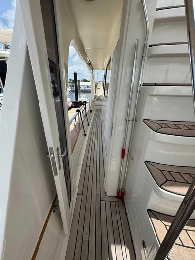 Lady Lee Yacht Photos Pics Port Walkway