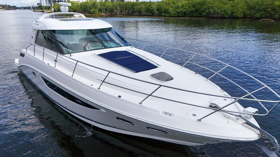 2013 Sea Ray 450 Sundancer