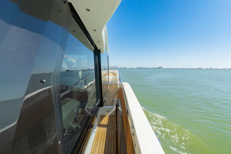 Crystal Clear Yacht Photos Pics 