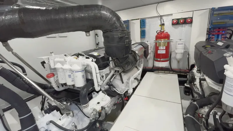 Crystal Clear Yacht Photos Pics 