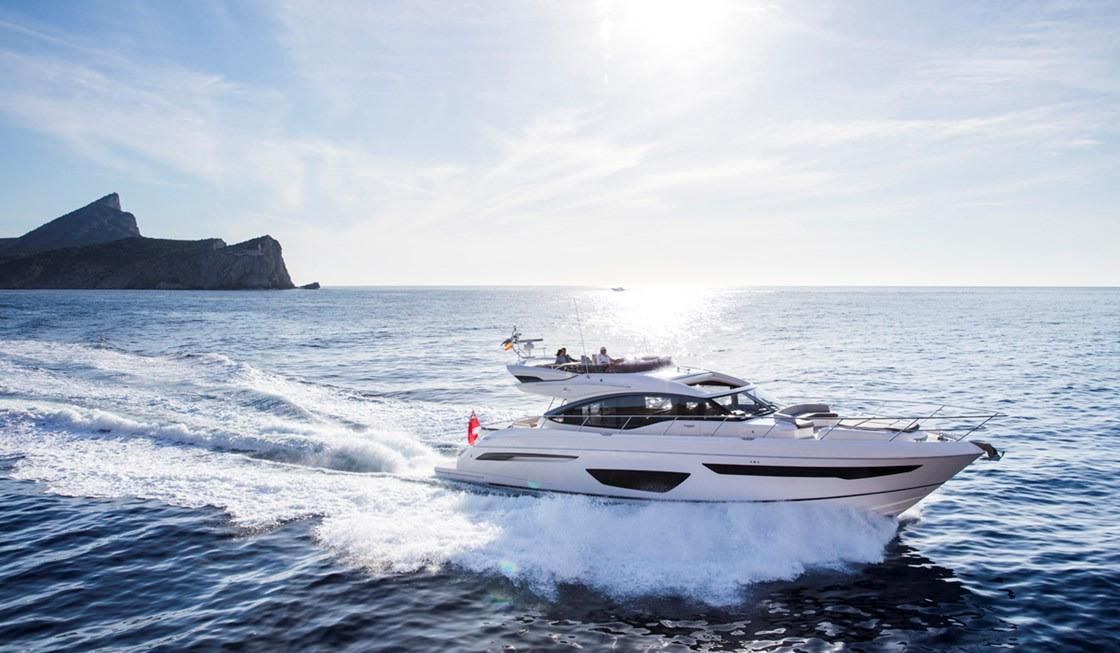 2019 Princess 65 