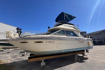 Sea Ray 265 Sedan Bridge