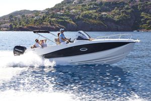 2023 Quicksilver Activ 755 Sundeck