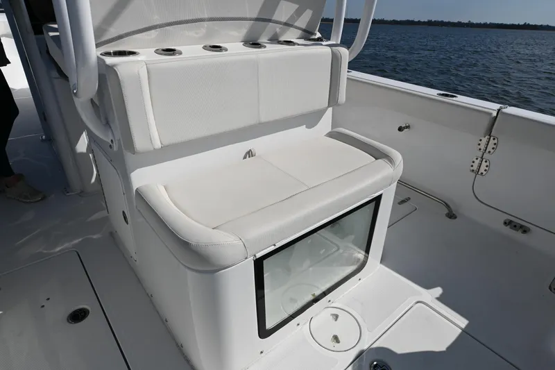  Yacht Photos Pics 2024 Sea Hunt Gamefish 28 boat interior with cushioned seating and storage.