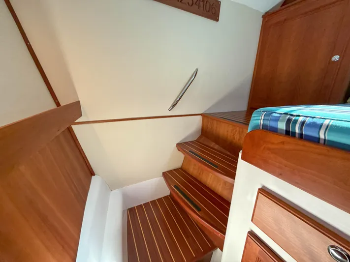 See Level Yacht Photos Pics 