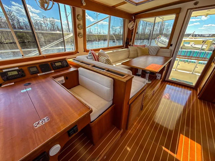 See Level Yacht Photos Pics 