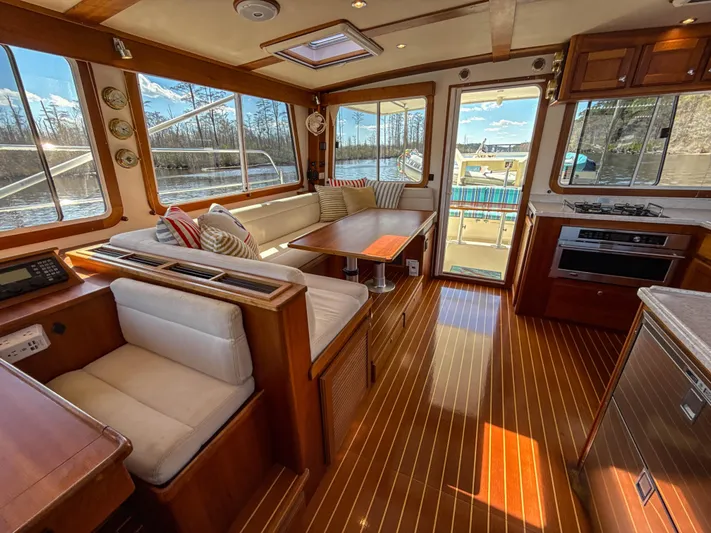 See Level Yacht Photos Pics 