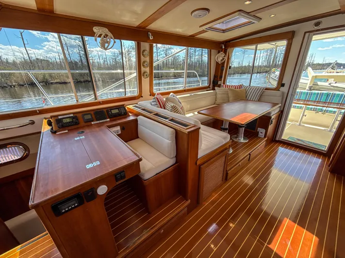 See Level Yacht Photos Pics 