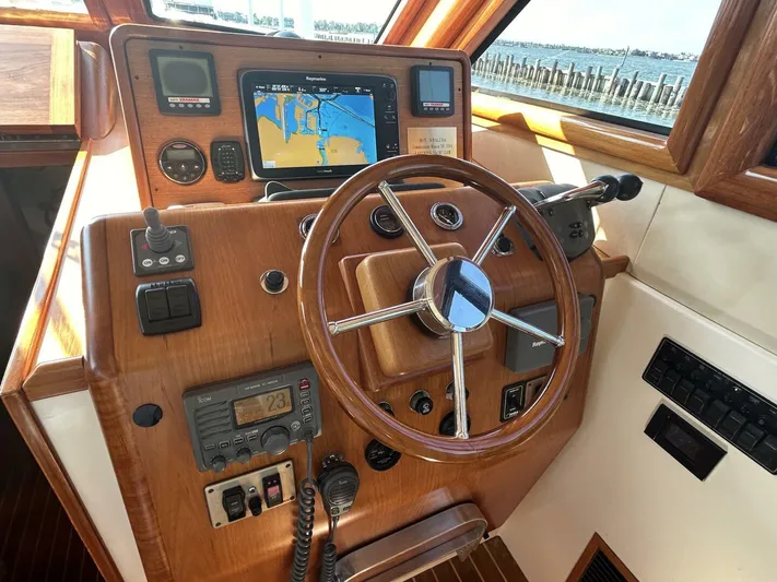 N'baluba Yacht Photos Pics 