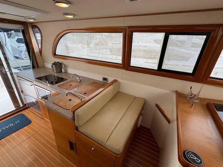 N'baluba Yacht Photos Pics 