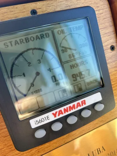 N'baluba Yacht Photos Pics 