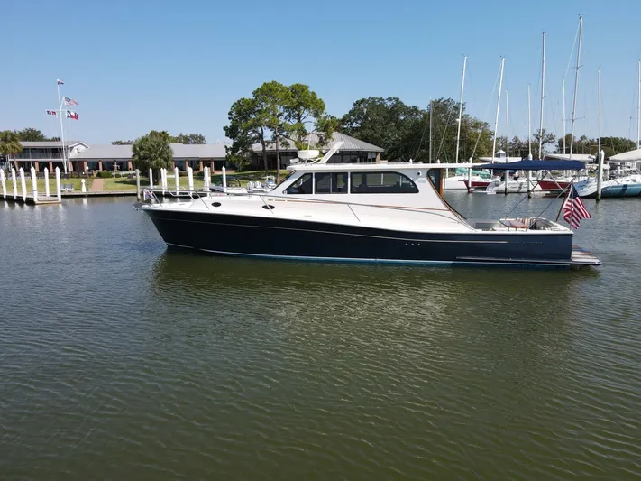 N'baluba Yacht Photos Pics 