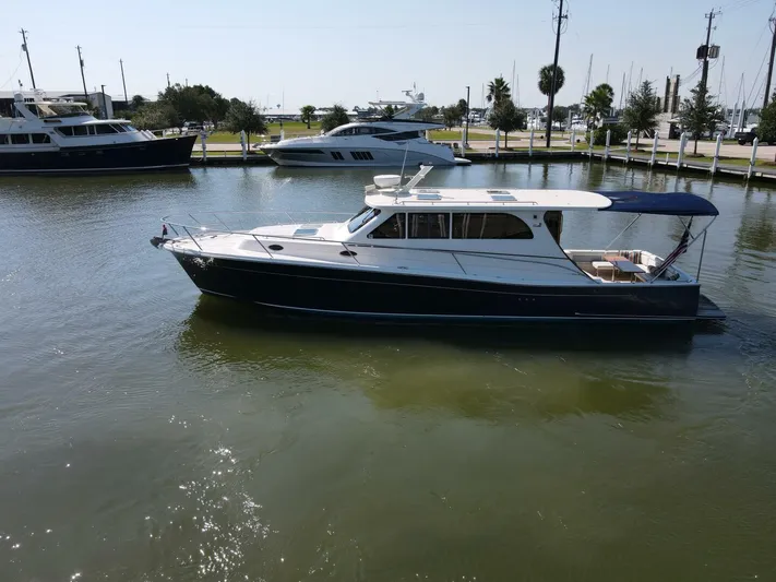 N'baluba Yacht Photos Pics 