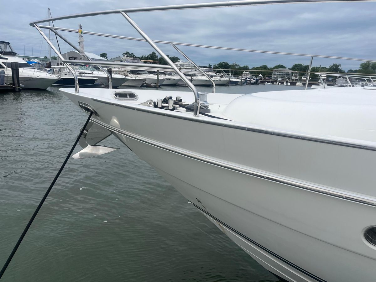 2000 Princess 64 