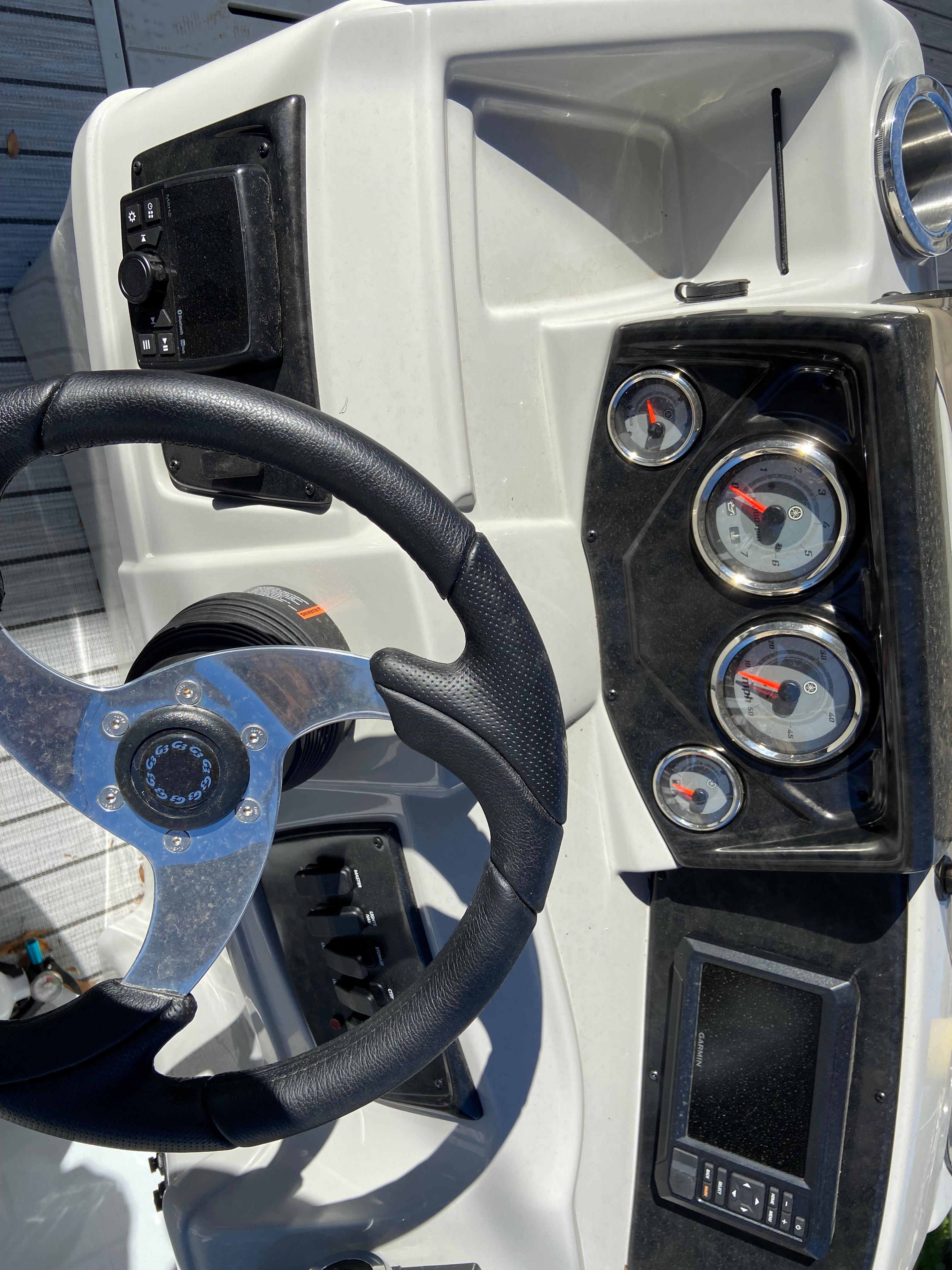 2023 SunCatcher Select Series 322RC Pontoon for sale YachtWorld