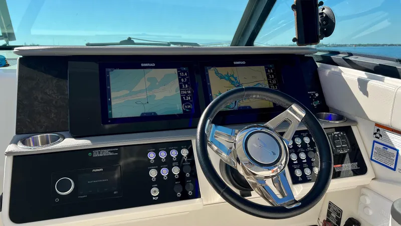 Wanderlust Yacht Photos Pics 