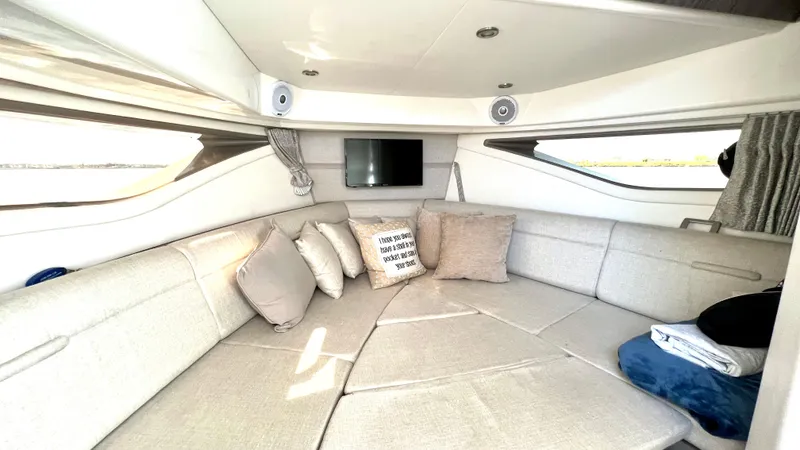 Wanderlust Yacht Photos Pics 