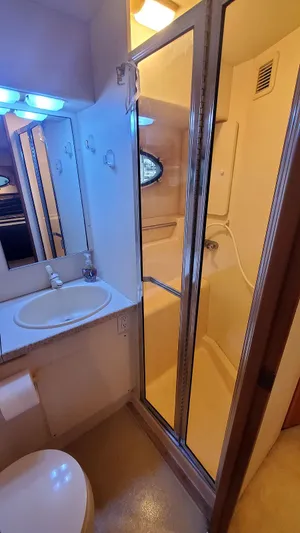 North Star Yacht Photos Pics Master Head Shower and Vanity