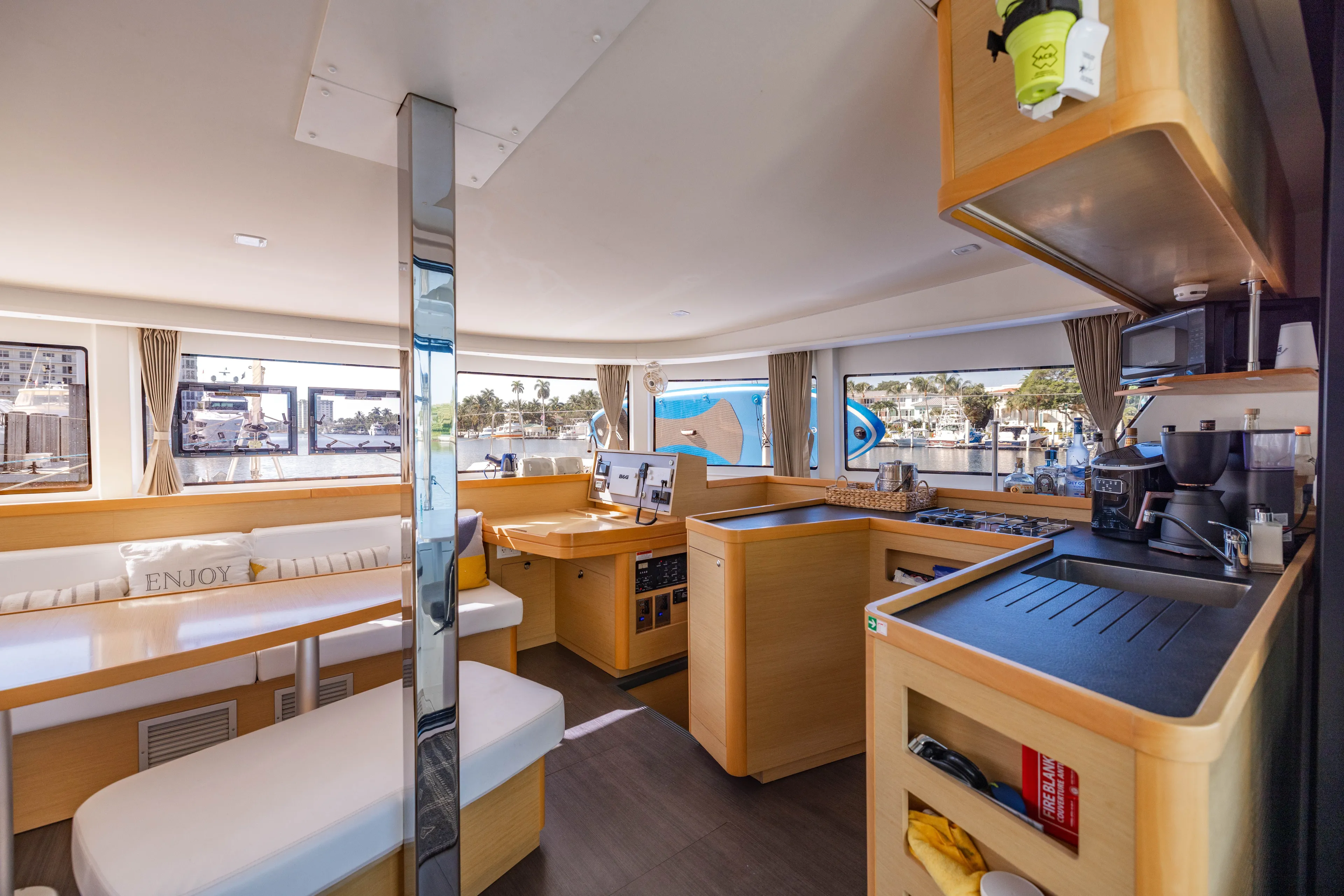 Arabella Yacht Photos Pics 