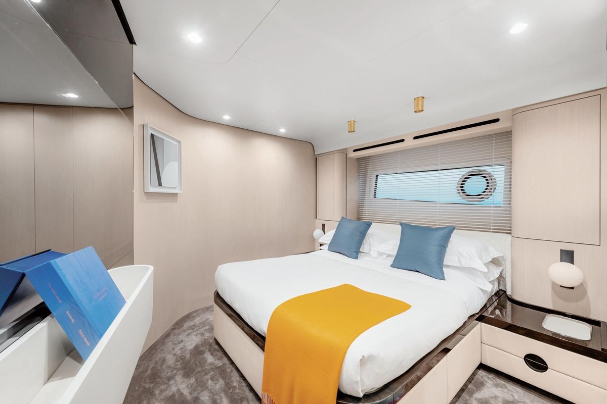 2024 Azimut 77 