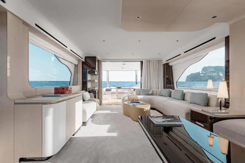  Yacht Photos Pics AZIMUT FLY 78 - 2024