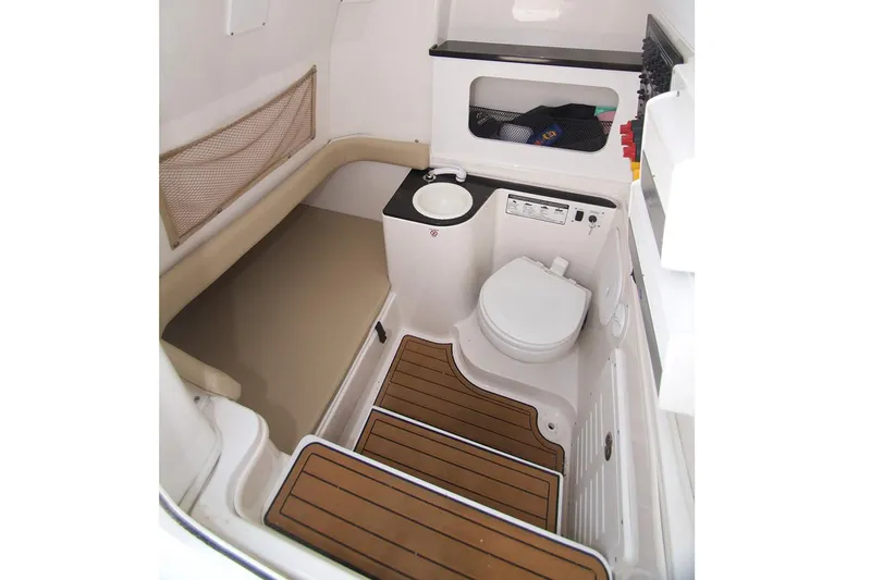  Yacht Photos Pics Manufacturer Provided Image