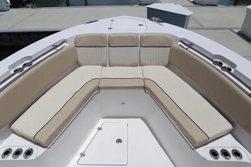  Yacht Photos Pics Manufacturer Provided Image