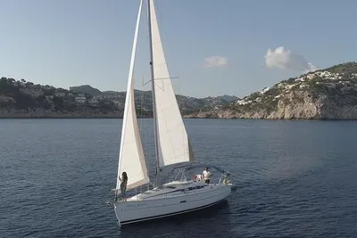 2006 Beneteau Oceanis Clipper 323