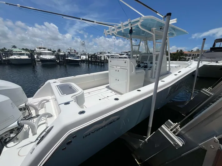 Exodus Yacht Photos Pics 2018 Invincible 33 Open Fisherman - Image 4