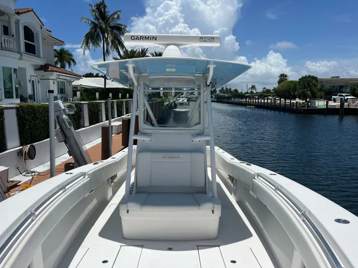 Exodus Yacht Photos Pics 2018 Invincible 33 Open Fisherman - Image 11