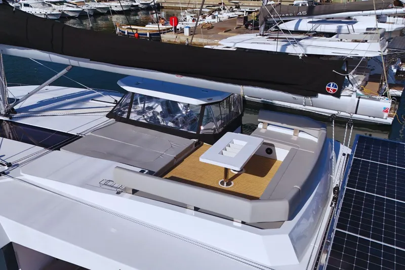  Yacht Photos Pics Leopard 50